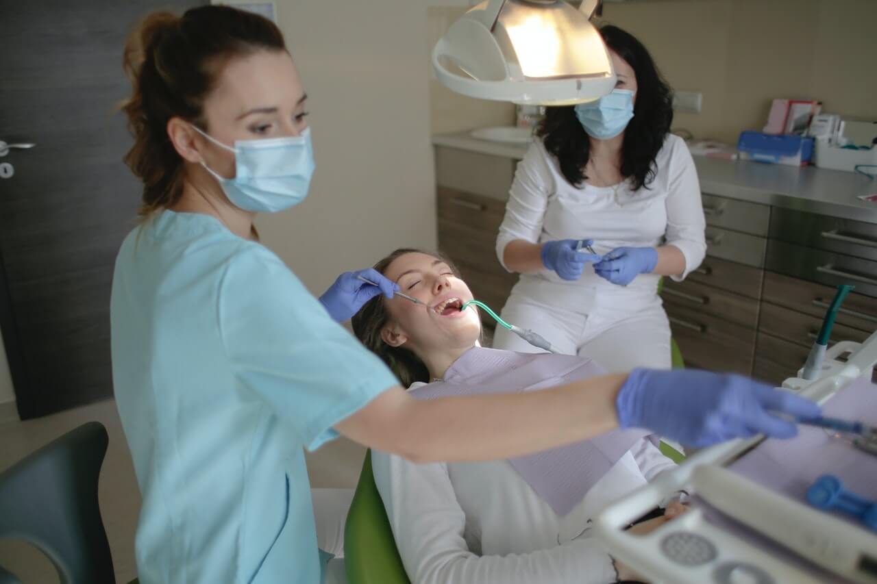 טיפולי שיניים משמרים