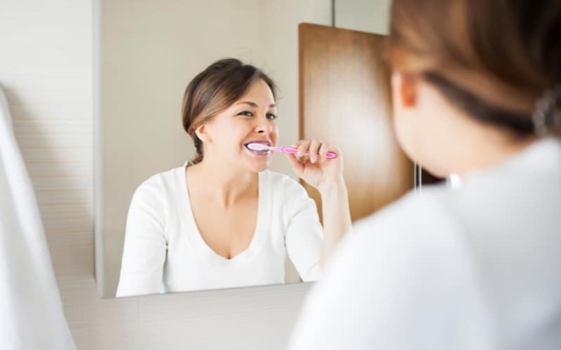 אז איך ניתן לשמור על השיניים בזמן ההריון?